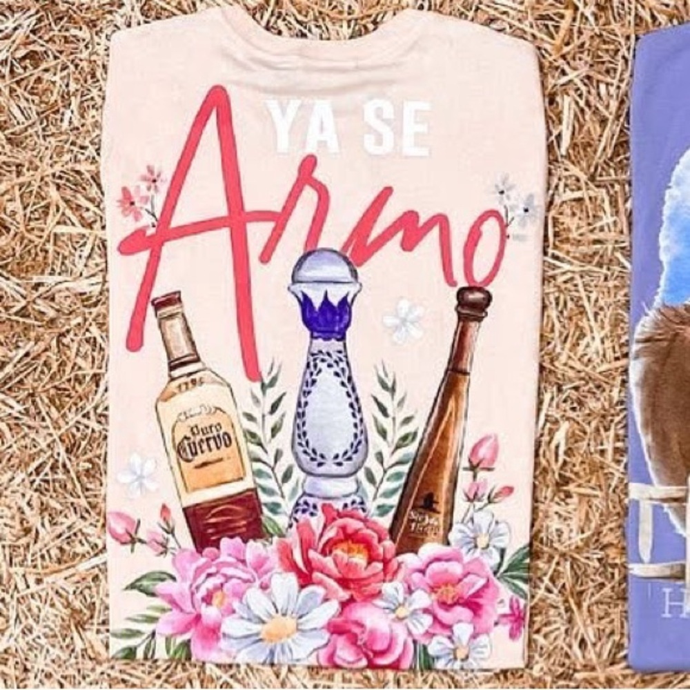 Herencia Collection Graphic T-Shirt Ya se Armo Medium